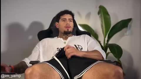 Snapshot of yamp_bigcock chatting on 02-15-26, 11:34 yamp sambrano online show from 02-15-26, 11:34