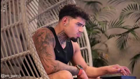 Snapshot of yamp_bigcock chatting on 02-25-26, 04:00 yamp sambrano online show from 02-25-26, 04:00