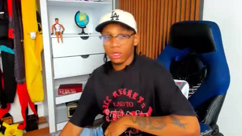 Snapshot of yandi_hot chatting on 02-11-26, 02:22 yandi_hot online show from 02-11-26, 02:22