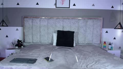 YANG online show from 05-22-26, 11:27