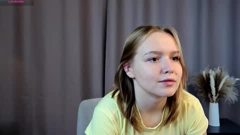 Kate online show from 10-11-25, 03:10