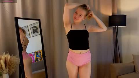 Kate online show from 11-22-25, 02:16