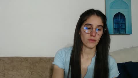 Snapshot of yani_28 chatting on 01-31-25, 03:09 Yani online show from 01-31-25, 03:09