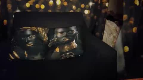 Anika online show from 11-19-25, 03:01