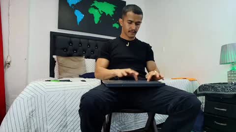 yank4fuck online show from 12-21-24, 10:40