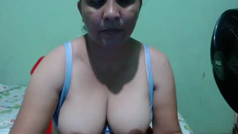 yann40247 online show from 07-29-26, 11:36