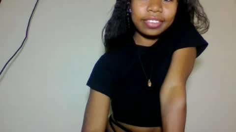 Snapshot of yannick_01 chatting on 06-11-26, 05:44 yannick_01 online show from 06-11-26, 05:44