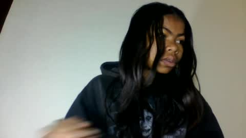 Snapshot of yannick_01 chatting on 06-20-26, 09:17 yannick_01 online show from 06-20-26, 09:17