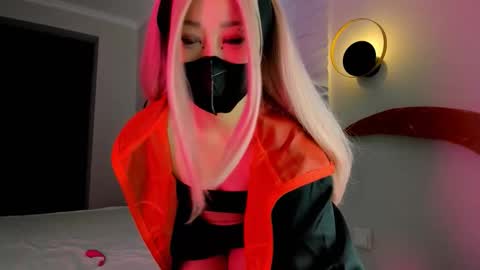 Yana online show from 11-27-25, 08:11