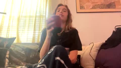 yanyanpixie online show from 11-05-25, 03:23