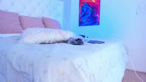 Yara Bliss  online show from 11-27-25, 04:31