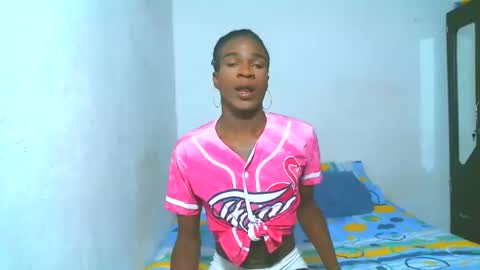 YARITHZA online show from 02-01-25, 07:13