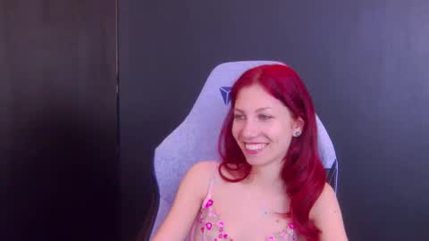 Snapshot of yasemina_ chatting on 05-20-26, 11:33 Yase online show from 05-20-26, 11:33