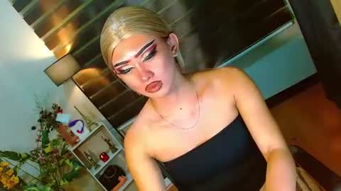 miss yasii online show from 04-07-26, 03:56