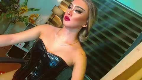 miss yasii online show from 07-04-26, 02:45