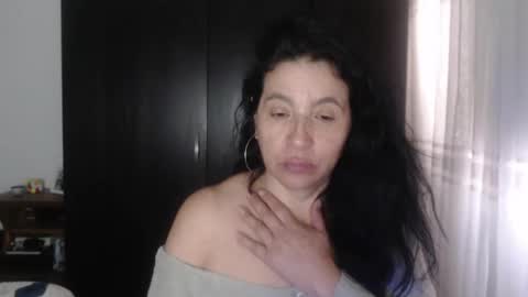 yasmin_love85 online show from 12-11-24, 03:05