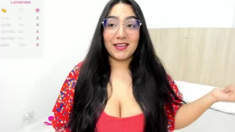 Yasmin Ortiz online show from 04-08-26, 03:28