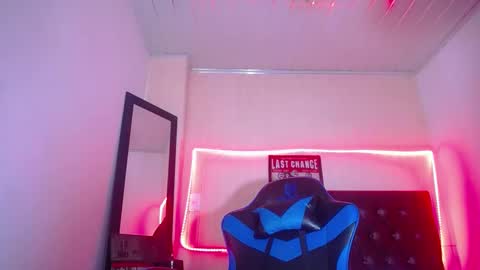 YAYA online show from 01-24-25, 03:24
