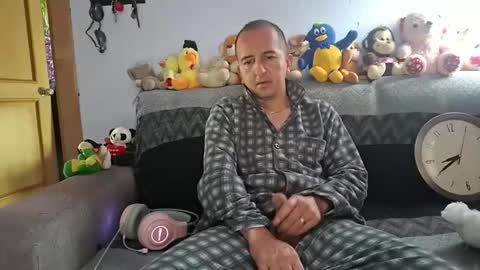 Hazzan online show from 01-12-26, 01:38