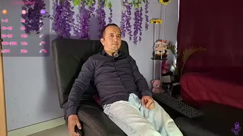 Snapshot of yazfore chatting on 06-22-26, 12:46 Hazzan online show from 06-22-26, 12:46