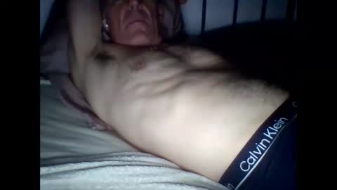 Snapshot of yeah_baby6988 chatting on 09-28-25, 10:42 yeah_baby6988 online show from 09-28-25, 10:42
