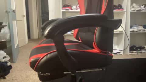 Snapshot of yeahitsrell2 chatting on 03-02-25, 08:59 Yeahitsrell online show from 03-02-25, 08:59