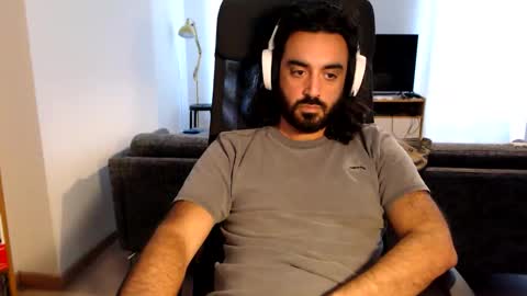 Snapshot of yeeaahoo chatting on 09-24-25, 05:05 yeeaahoo online show from 09-24-25, 05:05