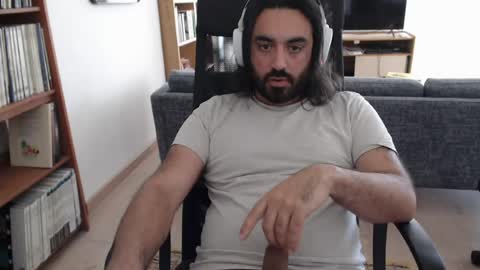 yeeaahoo online show from 06-17-26, 12:18