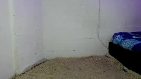 Snapshot of yefer522 chatting on 04-10-26, 01:44 yefer522 online show from 04-10-26, 01:44