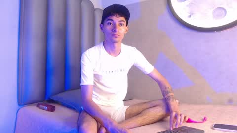 Yeferson online show from 05-05-26, 07:44
