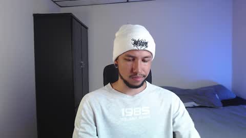 yeff online show from 10-08-25, 01:36