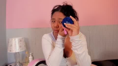 yeika_foxy online show from 11-15-25, 10:56