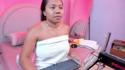 Snapshot of yeika_foxy chatting on 04-21-26, 11:27 yeika_foxy online show from 04-21-26, 11:27
