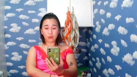 Snapshot of yella_hope chatting on 02-20-26, 02:08 yella hope online show from 02-20-26, 02:08