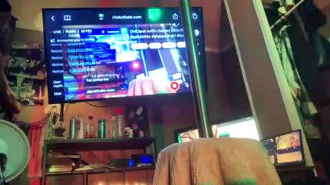 Snapshot of yelladaniella chatting on 06-21-26, 12:24 Ella Ts online show from 06-21-26, 12:24