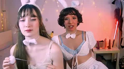 Liya online show from 04-12-26, 05:51