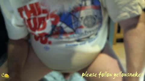 .     y e l l o w s n a k e s       . online show from 04-04-26, 01:30