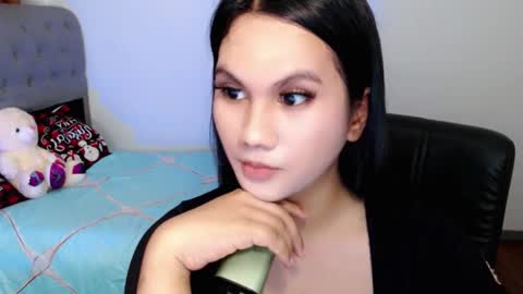 Yen online show from 09-23-25, 03:42