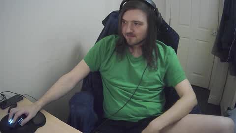 Snapshot of yeovil_alex chatting on 12-16-24, 01:10 Alex online show from 12-16-24, 01:10