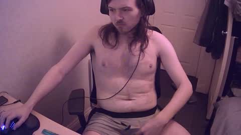 Snapshot of yeovil_alex chatting on 12-17-24, 07:04 Alex online show from 12-17-24, 07:04