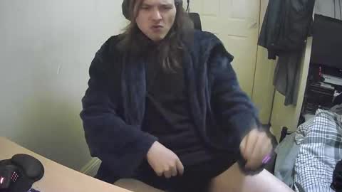 Snapshot of yeovil_alex chatting on 01-05-25, 04:04 Alex online show from 01-05-25, 04:04