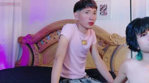 Snapshot of yeremmy_twink chatting on 05-12-26, 07:11 yeremmy_twink online show from 05-12-26, 07:11