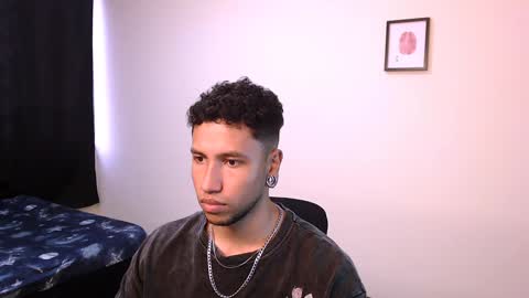 Snapshot of yerfon_s1 chatting on 12-10-24, 10:26 Yeff ind. model online show from 12-10-24, 10:26