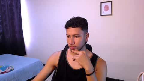 Snapshot of yerfon_s1 chatting on 12-11-24, 05:59 Yeff ind. model online show from 12-11-24, 05:59