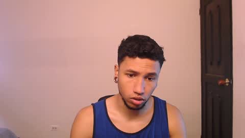 Snapshot of yerfon_s1 chatting on 01-04-25, 05:16 Yeff ind. model online show from 01-04-25, 05:16