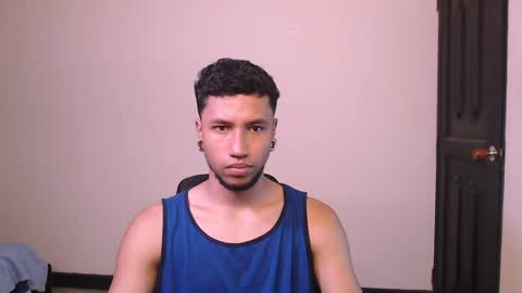 Snapshot of yerfon_s1 chatting on 01-05-25, 02:38 Yeff ind. model online show from 01-05-25, 02:38