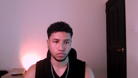 Snapshot of yerfon_s1 chatting on 01-28-25, 10:01 Yeff ind. model online show from 01-28-25, 10:01