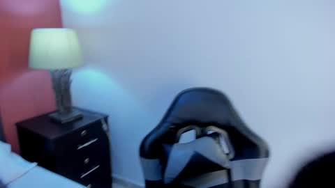 Snapshot of yesenia_villan chatting on 03-02-26, 12:34 Y E S E N I A online show from 03-02-26, 12:34