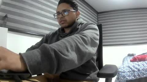 Snapshot of yesidxxx123_ chatting on 07-03-26, 02:29 yesidxxx123_ online show from 07-03-26, 02:29