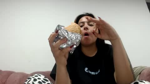 yessica and andres online show from 07-16-26, 02:39
